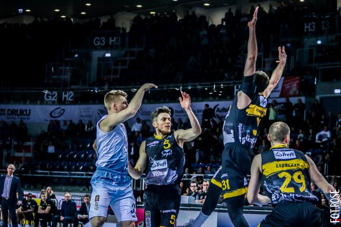 Polski Cukier Toruń - Trefl Sopot 90:83