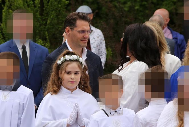 Iwona Węgrowska wyprawiła córce komunię