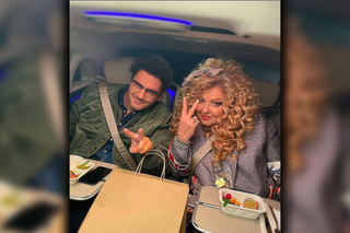Gwiazdy TVN na kolacji w limuzynie za gruby MILION! Kuba Wojewódzki i Magda Gessler żyją jak KRÓLOWIE - ZDJĘCIA