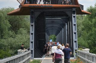 Siekierki: Oddanie do użytku wyremontowanego mostu na Odrze