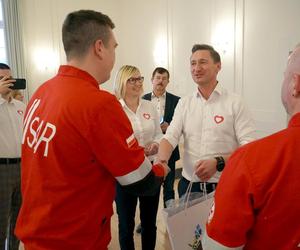 Ratownicy z Kołobrzegu otrzymali gratulacje za uratowanie szczeniaka Rysia
