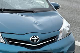 Huknęła toyotą w rowerzystę. Trafił do szpitala