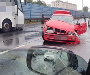 Wypadek w Warszawie. Ruch zablokowany