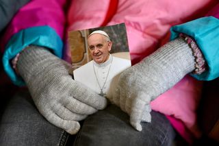 Wierni modlą się o zdrowie papieża Franciszka