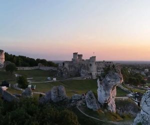 AI nie ma wątpliwości. To najpiękniejszy zamek w województwie śląskim. Kręcono tam Janosika