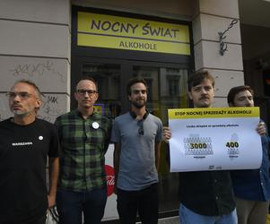 Nocna prohibicja w Warszawie. Aktywiści chcą zakazu sprzedaży alkoholu po godz. 22 