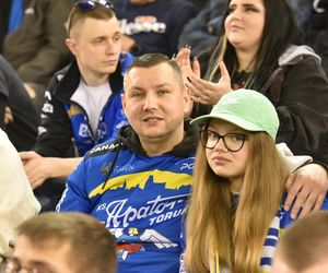 PRES Grupa Deweloperska Toruń - Betard Sparta Wrocław, zdjęcia kibiców i zawodników z Motoareny
