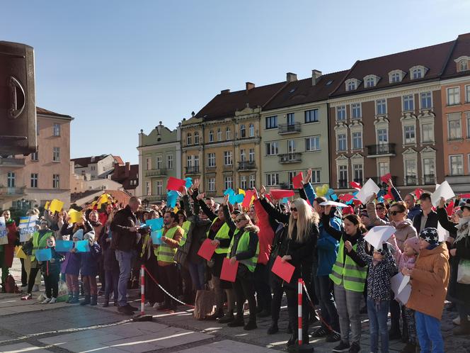 „Dla Ukrainy przy barszczu”. Kaliszanie solidarni z Ukrainą