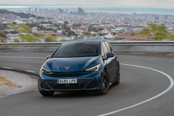 Nadjeżdża nowa Cupra Born! To miejski elektryk z pazurem