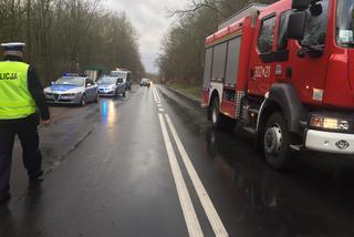 Wypadek w Ostromecku. 3 osoby przewiezione do szpitala w Bydgoszczy