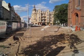 Trwa rewitalizacja pl. Wolności w Bydgoszczy. Zaglądamy na plac budowy! 