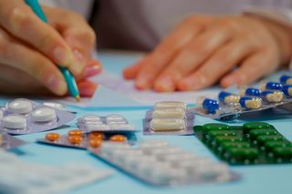 Odmówiła wydania leku dla konia, bo bała się, że posłuży aborcji. Izba Aptekarska broni farmaceutki