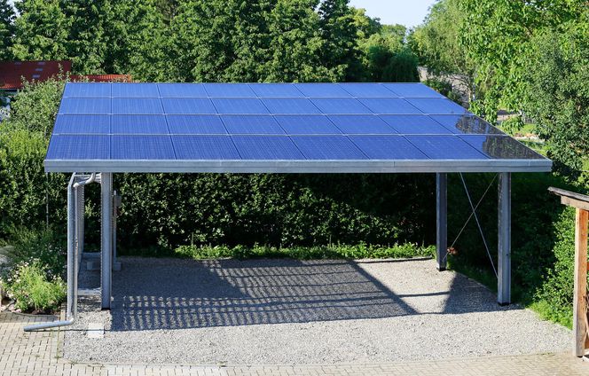 Wiata fotowoltaiczna, czyli carport