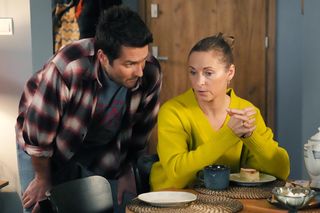 Barwy szczęścia, odcinek 3200: Beata przeżyje wstrząs, kiedy usłyszy od syna Damiana takie rewelacje. Wyda się z kim romansuje ojciec Grzesia! - ZDJĘCIA