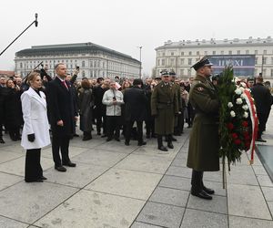 Kaczyńska z rodziną i Nawrockimi uczciła pamięć ojca
