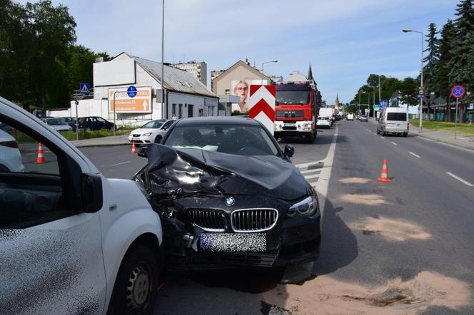 Kolizja trzech aut na ulicy Krakowskiej