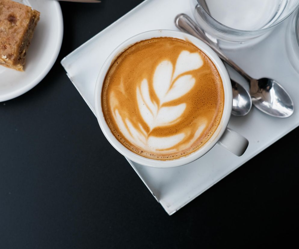 Na Dzień Kawy sięgnij po ten przepis. Cappuccino lepsze niż deser