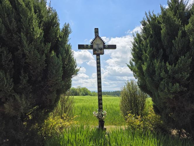 Podkarpackie kapliczki z historia. Wrzućcie tam prosze wszytko jak leci, tylko prosze tez jeszcze o pierwsze zdjęcie.