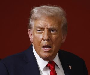 Emmanuel Macron i Donald Trump w Sharm el-Sheikh