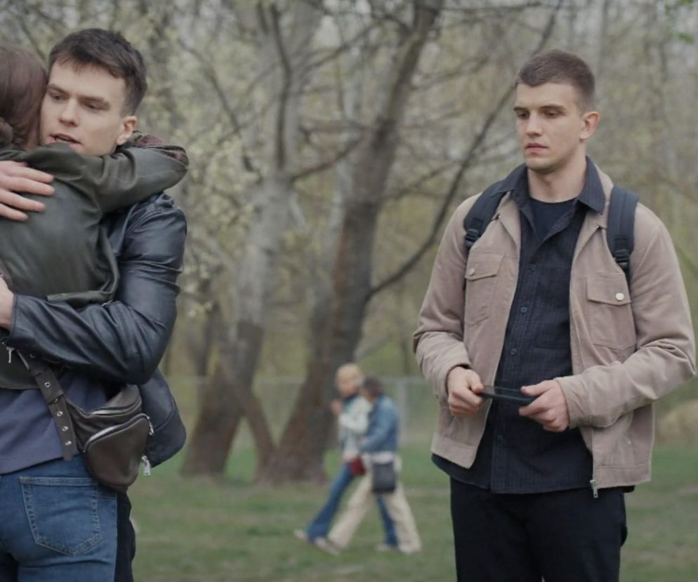 M jak miłość, odcinek 1875: Tajemniczy Tomasz nowym wrogiem Mateusza? Będzie musiał zmierzyć się z kolegą - ZDJĘCIA