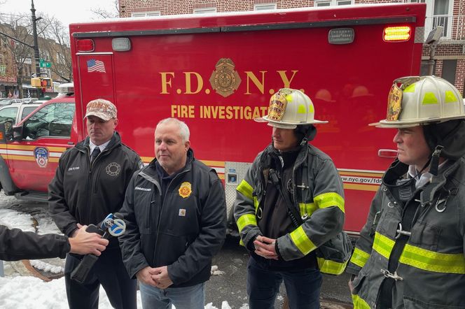 Samochody zablokowały strażakom dostęp do hydrantów. Jedna osoba nie żyje