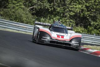 Porsche 919 Hybrid Evo z rekordem toru Nurburgring