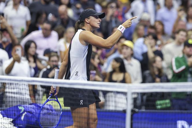 Iga Świątek w 1/8 finału US Open. Trudny mecz i awans Polki po zaciętej walce z Kalinską