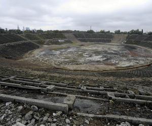 Triumf i upadek Stadionu X-lecia 