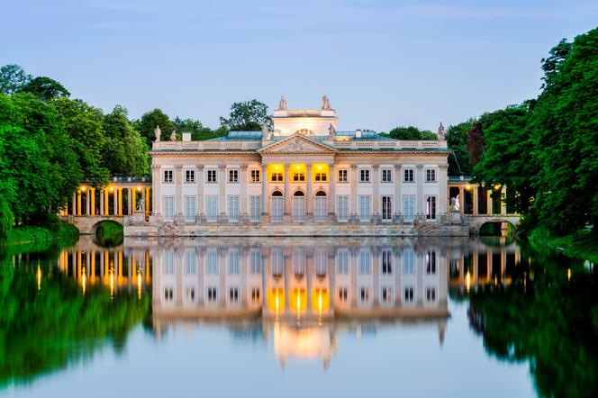 Łazienki Królewskie w Warszawie, Pałac na wodzie