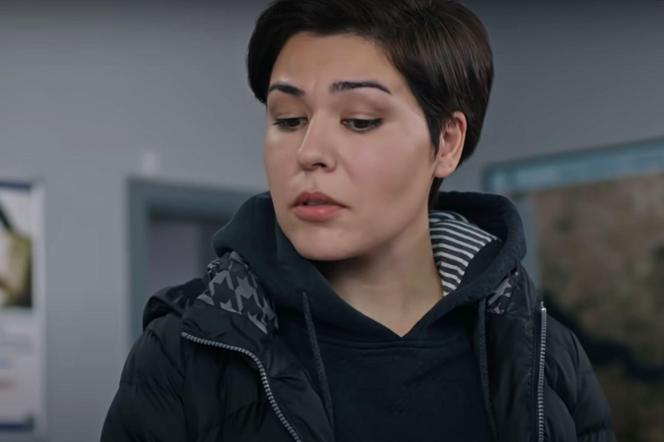 Özge Ağyar jako Czarna w serialu "Dziedzictwo" 