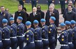 Putin gromadzi sprzęt 50 km od granicy z NATO! Wszystko widać na zdjęciach!