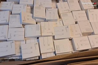 Podróbki akcesoriów Apple w Bieruniu