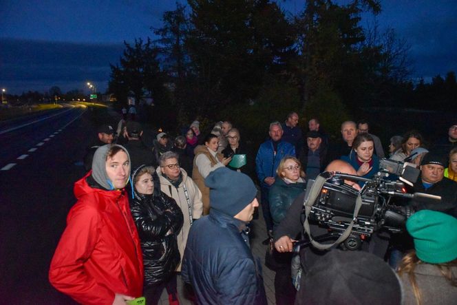 Tragiczny wypadek na DK nr 15 w Rogówku. Mieszkańcy proszą o zmiany w tym miejscu