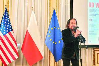 Wyróżnienia dla świadków historii