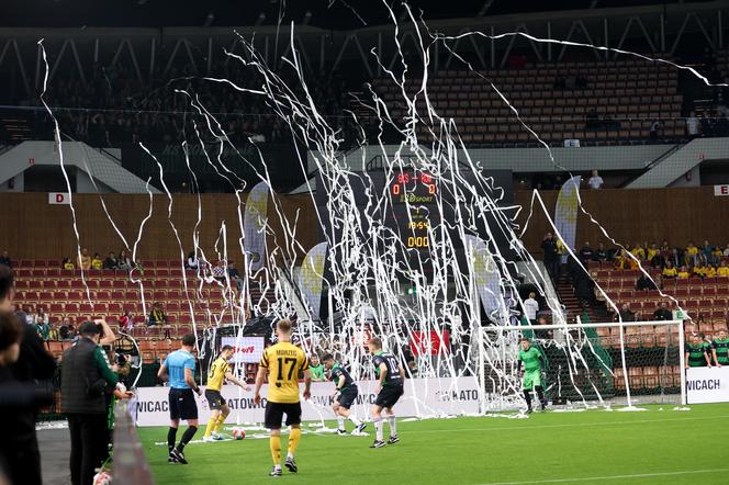 Spodek Cup w Katowicach: Piłkarski turniej przyciągnął sporo kibiców. Sędziuje Marciniak ZDJĘCIA