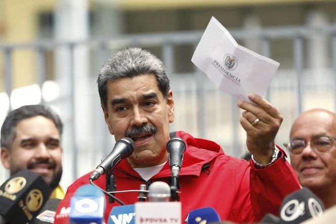 Trump Maduro