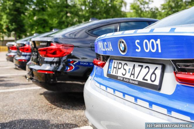 Świętokrzyska policja odebrała nowe radiowozy