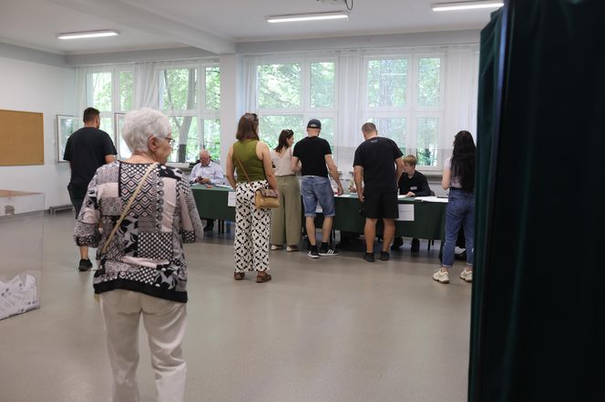 Katowice głosują w wyborach prezydenckich. Frekwencja wyborcza wystrzeliła w górę. Czy padnie rekord?