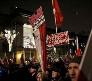 Marsz PiS w 30 rocznicę stanu wojennego - 13 grudnia 2011