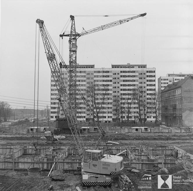 Budowa bloków między ul. Komandorską i Ślężną, 1972 r
