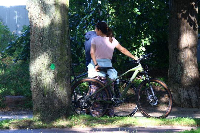 Ewa Drzyzga z mężem na rowerach. "Operacje plastyczne nie są dla mnie!"