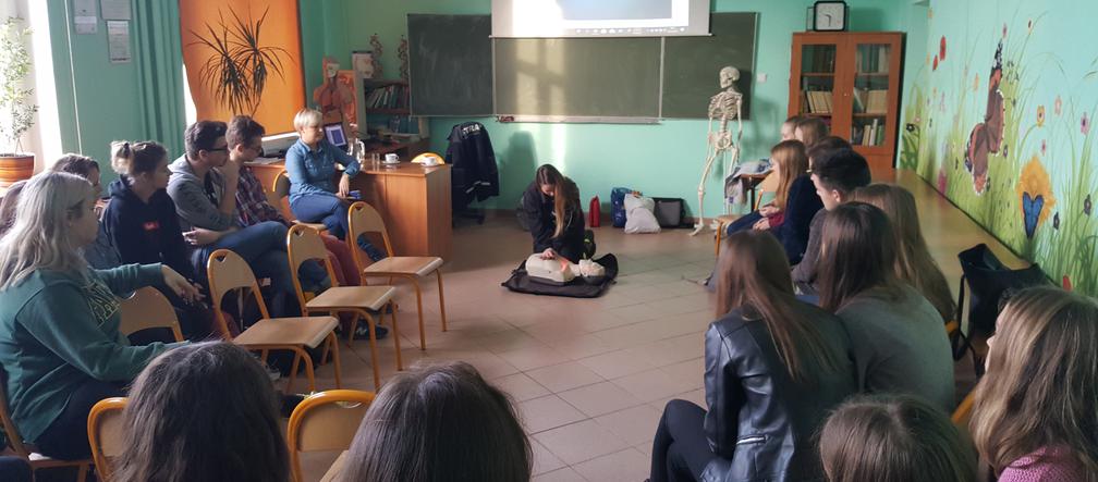 Jak udzielić pierwszej pomocy? O tym dowiedzieli się bydgoscy licealiści