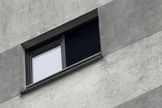 Rozrywający serce dramat na Bemowie. Kobieta z maleńkim dzieckiem runęła z 8. piętra