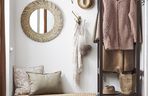 Przedpokój w stylu scandi boho