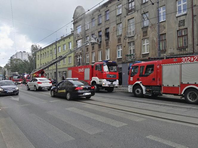 Groźny pożar na Limanowskiego