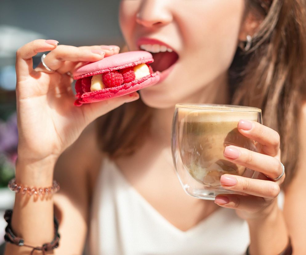 Po czym poznać, że przesadzasz z cukrem? 3 sygnały powinny wzbudzić twoją czujność