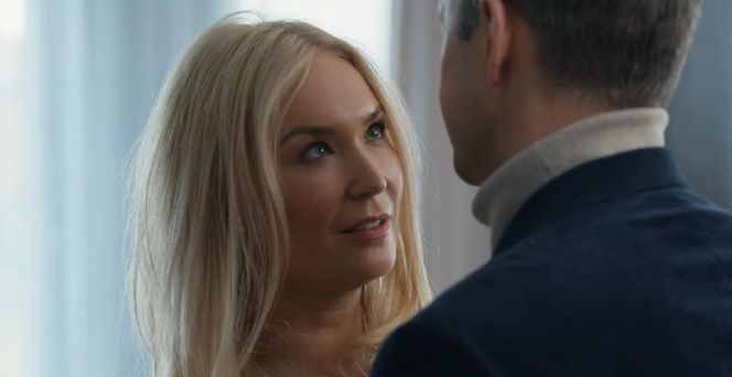 Barwy szczęścia, odcinek 3242. Karolina (Marta Dąbrowska), Bruno (Lesław Żurek)