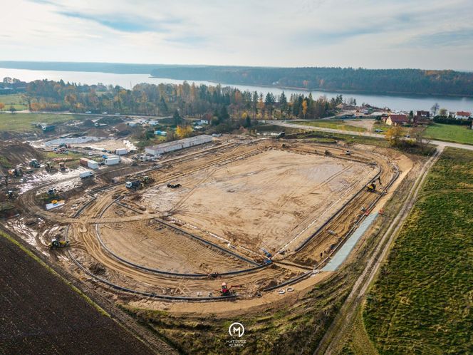 Na Mazurach powstaje ogromny kompleks sportowo-rekreacyjny. Inwestycja nabiera kształtów