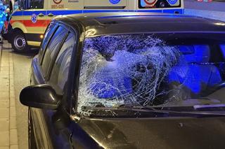 Śmierć na Prymasa Tysiąclecia. Pieszy nie przeżył zderzenia z autem 