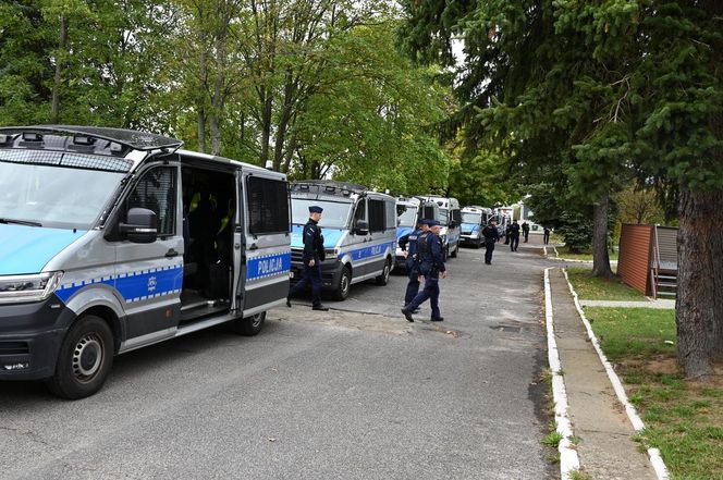 Policjanci z Podkarpacia na Dolnym Śląsku. Będą pełnić służbę na terenach dotkniętych powodzią